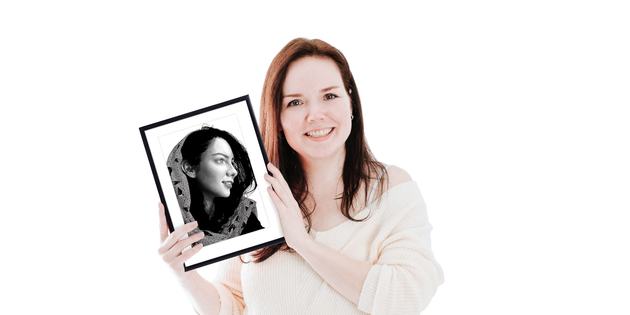 Fotoportrait-kuenstlerin-portrait-zeichnung-fotorealistisch__